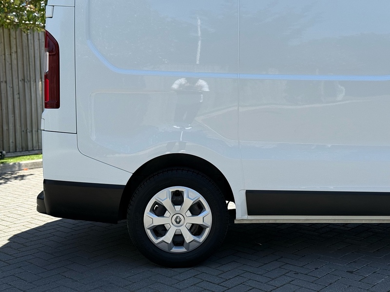 Renault Trafic dCi Blue SL28 Business+ - U2349