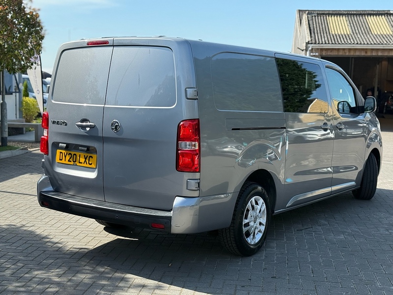 Vauxhall Vivaro Turbo D 3100 Sportive - U2350