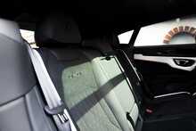 Lamborghini Urus V8 BiTurbo S - U1010