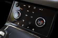 Land Rover Range Rover Evoque D180 R-Dynamic S - U1024