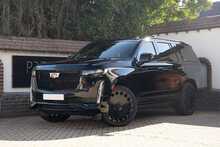 Cadillac Escalade Sport Platinum - U1026