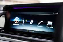 Mercedes-Benz G Class G63 V8 BiTurbo AMG - U1094