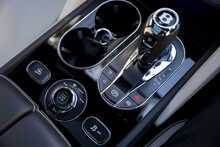 Bentley Bentayga V8 Azure - U1120