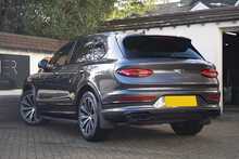 Bentley Bentayga V8 Azure - U1120