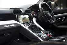 Lamborghini Urus V8 BiTurbo - U1122