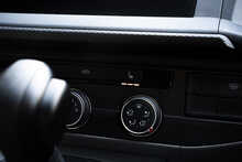 Volkswagen Transporter TDI T30 Highline - U1141