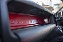 Land Rover Defender 110 P425 V8 X - U1146