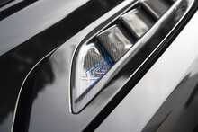 Land Rover Defender 110 P425 V8 X - U1147