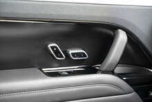 Land Rover Range Rover Sport P635 V8 MHEV SV Edition One Gloss - U1168