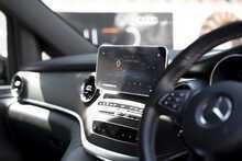 Mercedes-Benz V Class V220d AMG Line - U1214