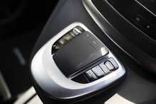 Mercedes-Benz V Class V220d AMG Line - U1214