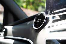 Mercedes-Benz V Class V220d AMG Line - U1214