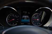 Mercedes-Benz V Class V220d AMG Line - U1214