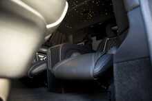 Mercedes-Benz V Class V220d AMG Line - U1214