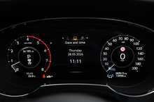 Bentley Bentayga V8 Azure EWB - U1219