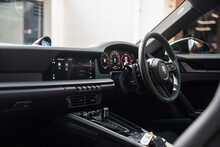 Porsche 911 T 992 Carrera - U1220