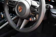 Porsche 911 T 992 Carrera - U1220