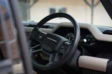 Land Rover Defender 110 D250 MHEV X-Dynamic SE - U1225