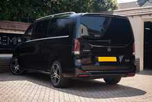 Mercedes-Benz V Class V220d AMG Line - U1229
