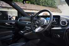 Mercedes-Benz V Class V220d AMG Line - U1229