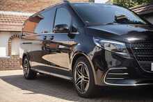Mercedes-Benz V Class V220d AMG Line - U1229