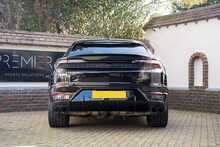 Lamborghini Urus V8 BiTurbo SE - U1230