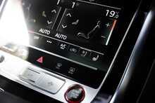 Audi RSQ8 TFSI V8 Vorsprung - U1247