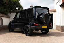 Mercedes-Benz G Class G63 V8 BiTurbo AMG - U1257