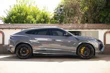 Lamborghini Urus V8 BiTurbo SE - U1258