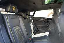 Lamborghini Urus V8 BiTurbo SE - U1258