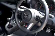 Toyota Yaris T GR Circuit - U933