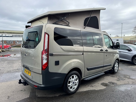 Terrier Ford Tourneo Custom 300 2.2 TDCi Trend 155ps