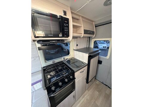 Symbol Peugeot Boxer 2.0 160 HDI