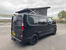 Renault Trafic Vantastic Conversion dCi Blue 30 Extra Sport