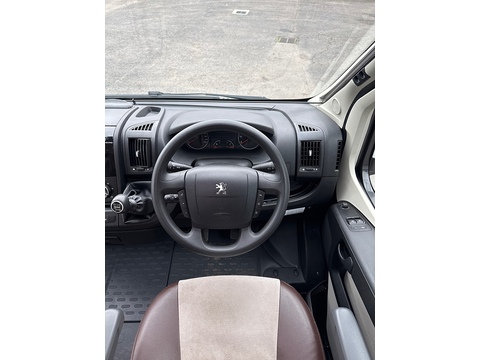 Peugeot Boxer 2.2 130 HDI Coach Built 2198 Manual Diesel