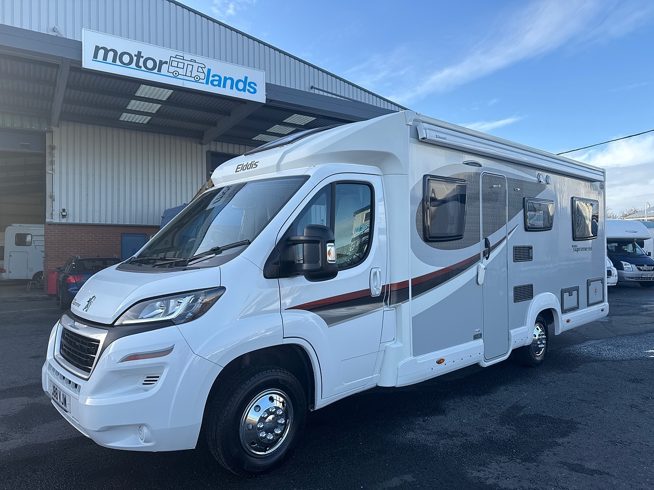 Elddis 2.0 BlueHDi 335 Chassis Cab 2dr Diesel Manual L3 Euro 6 (130 ps)