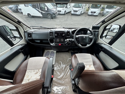 2.2 HDi 335 Chassis Cab 2dr Diesel Manual L3 Euro 5 (130 ps)