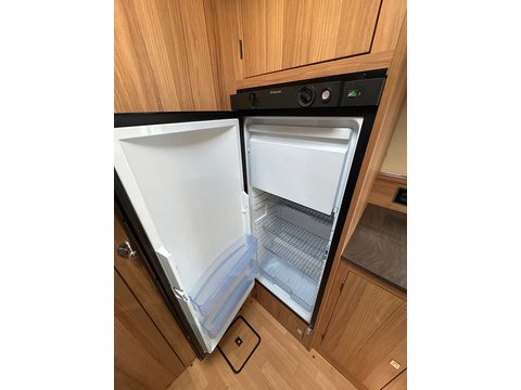 Peugeot Boxer 2.2 HDI Coach Built 2.2 Manual Diesel