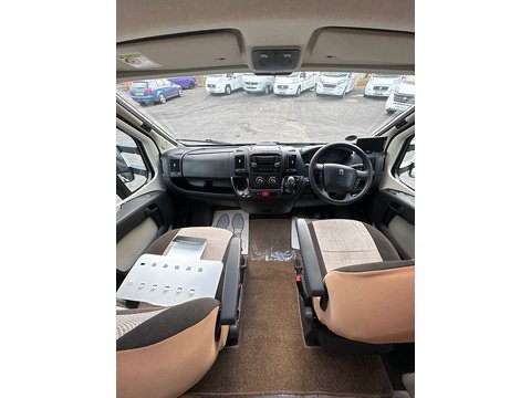 Peugeot Boxer 2.2 HDI Coach Built 2.2 Manual Diesel