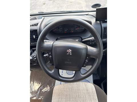 Peugeot Boxer 2.2 HDI Coach Built 2.2 Manual Diesel
