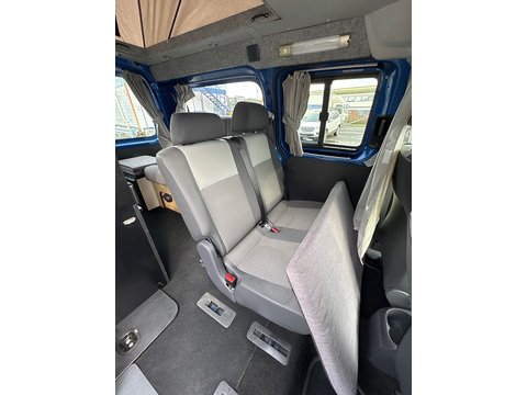 Danbury Dynamic Volkswagen Caddy 1.6 TDI Combi Van 1.6 Manual Diesel