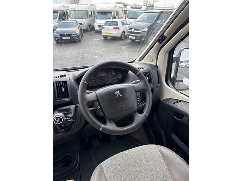 Leisure-Treka EB Elite Peugeot Boxer 2.2 HDI