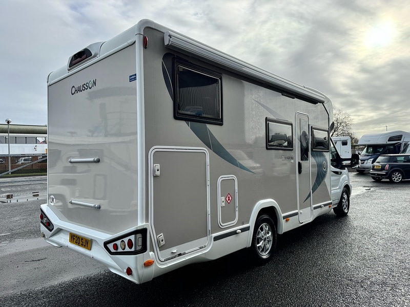 Chausson Titanium 767 GA Ford Transit 2.0 TDCI 170 AUTO