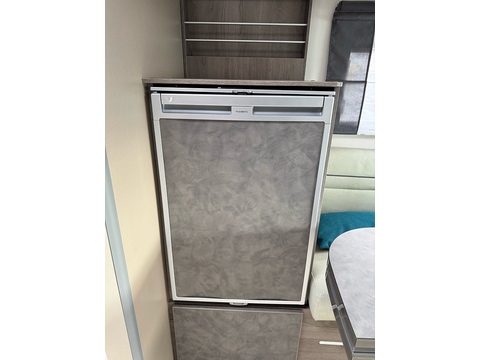 Titanium 767 GA Ford Transit 2.0 TDCI 170 AUTO