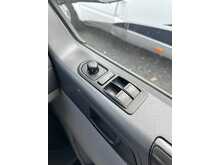 Volkswagen Transporter T5 Campervan 2.0 TDI T28