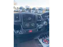 Auto-Sleepers Windrush Peugeot Boxer 2.2 HDi 335