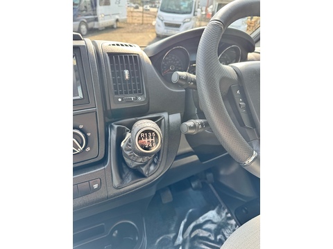 Peugeot Boxer 2.2 BlueHDI