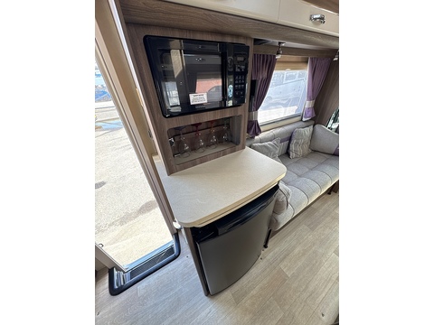  Chassis Cab 2.0 Manual Diesel