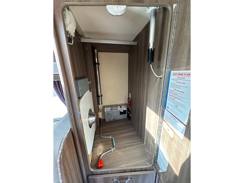  Chassis Cab 2.0 Manual Diesel