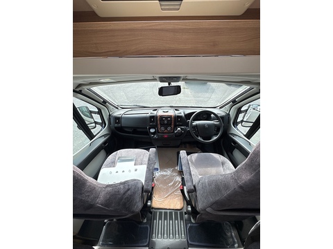 HDi 335 Chassis Cab 2.2 Manual Diesel